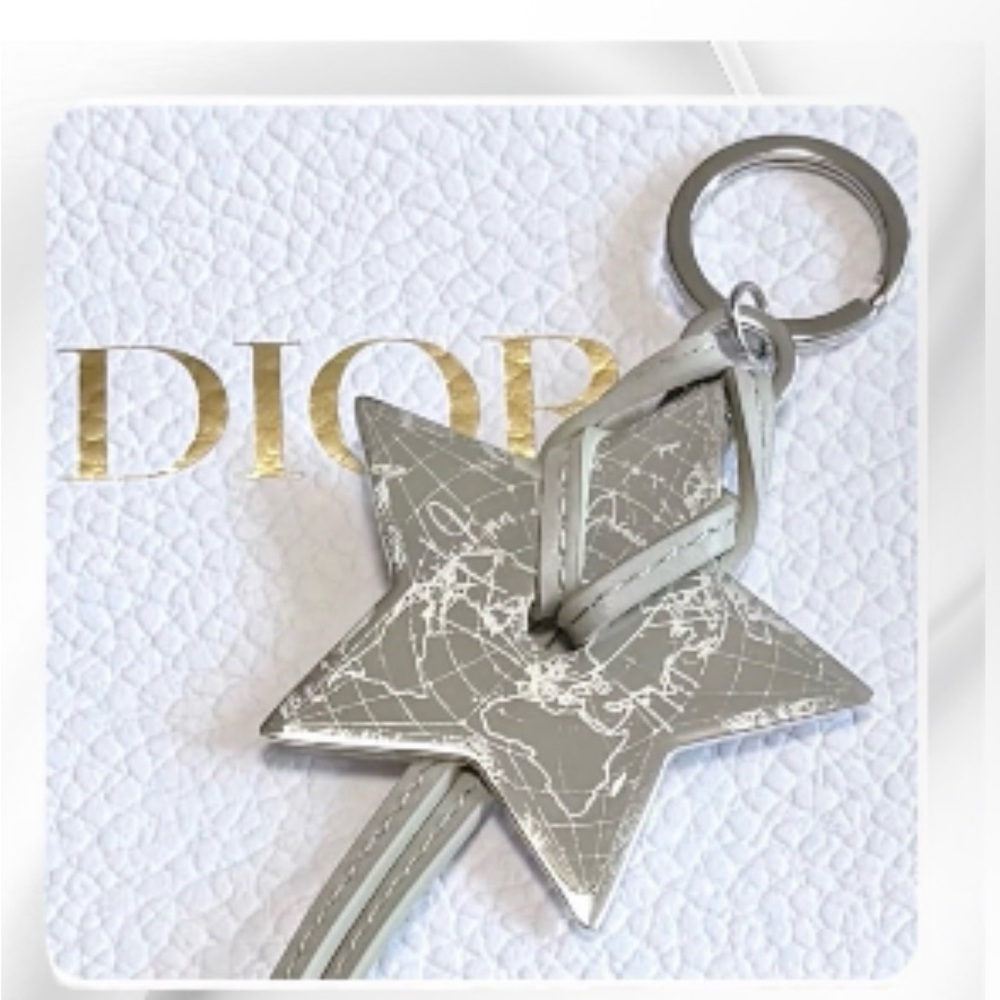Dior Silver Star Keychain GWP with original box!